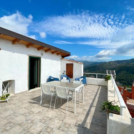 Апартаменты La Terrazza Di Seglia Вентимилья Экстерьер фото