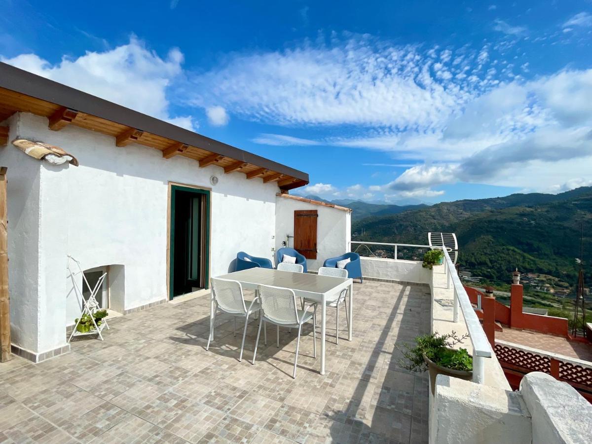 Апартаменты La Terrazza Di Seglia Вентимилья Экстерьер фото